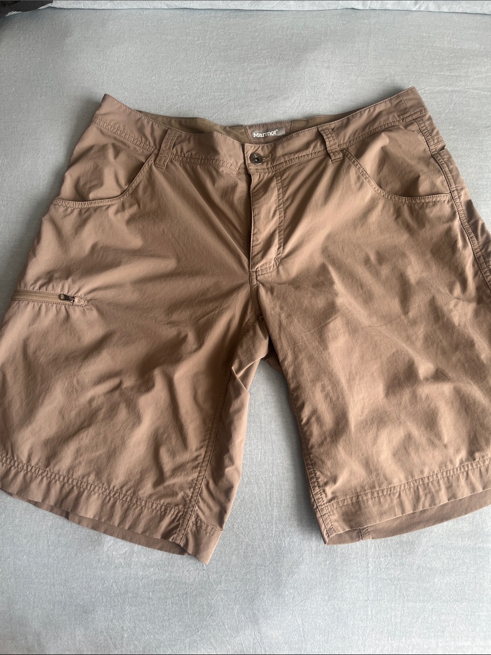 Marmot Mens Arch Rock  Tan hiking Shorts 34 x 10